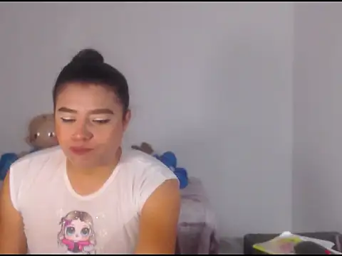 katrinawillff online show from 06.25.26
