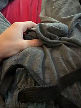 Snapshot of j1991j chatting on 10.05.25 j1991j online show from 10.05.25