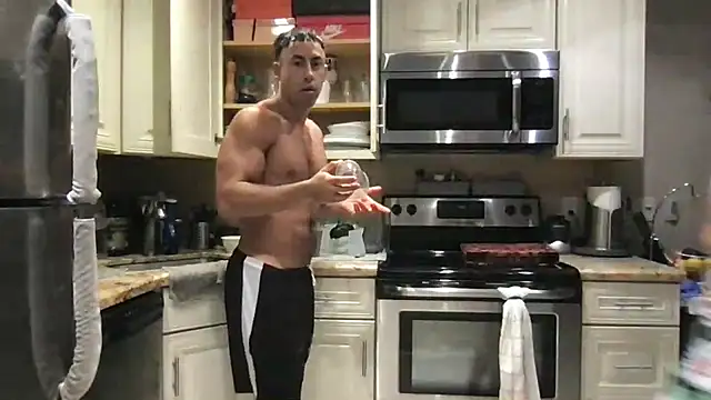 BigGuyMuscle online show from 04.21.26