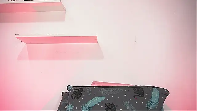 alexaa walker online show from 09.18.25