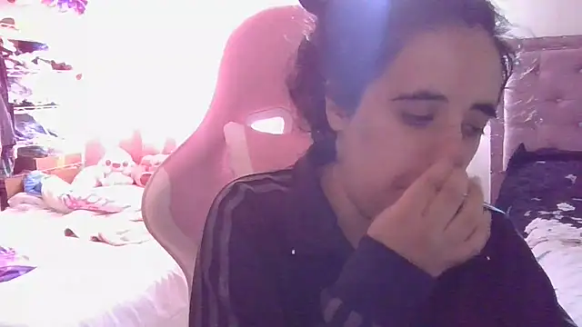 annarose19 online show from 02.17.25