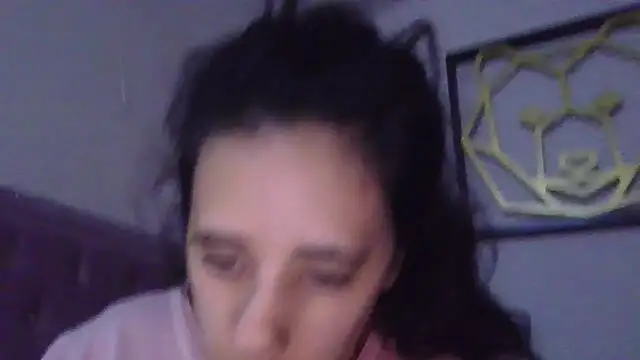 annarose19 online show from 02.20.25