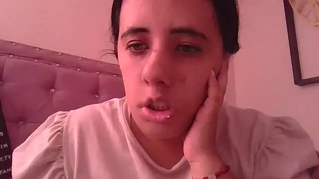 annarose19 online show from 11.29.25