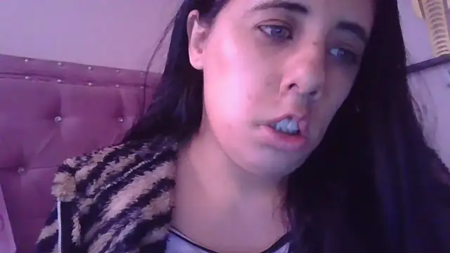 annarose19 online show from 01.15.26