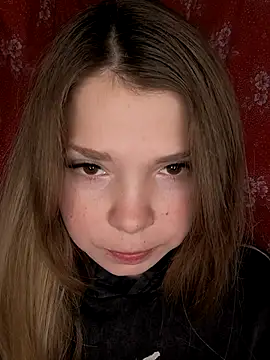 Snapshot of Zuli_Kiska chatting on 01.09.26 Zuli Kiska online show from 01.09.26