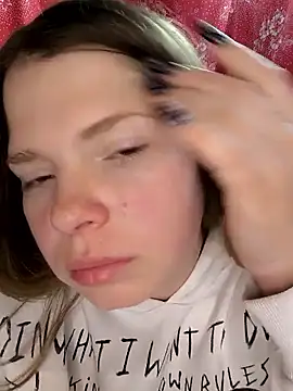 Snapshot of Zuli_Kiska chatting on 03.22.26 Zuli Kiska online show from 03.22.26