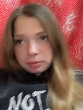 Zuli Kiska online show from 05.11.26
