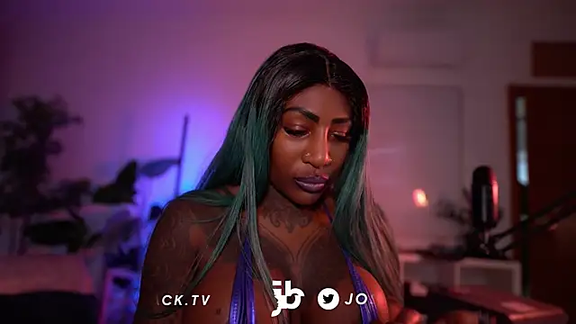 Snapshot of JosyBlack chatting on 12.14.25 JosyBlack online show from 12.14.25