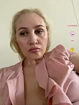 YourBlondee online show from 06.16.26