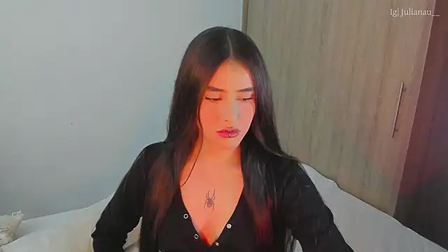 Snapshot of iriswest_ chatting on 02.26.25 iriswest  online show from 02.26.25