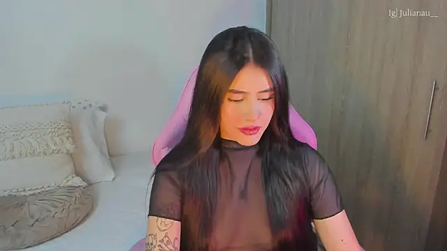 Snapshot of iriswest_ chatting on 03.18.25 iriswest  online show from 03.18.25
