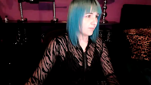 beauty-of-pain online show from 05.04.26