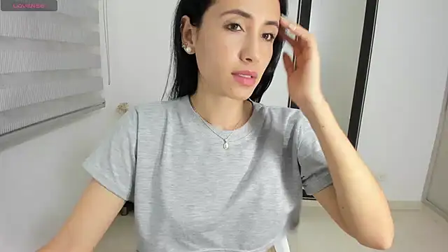 Snapshot of _arianna_hot22 chatting on 11.06.25 arianna hot22 online show from 11.06.25