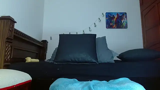 Snapshot of alisson-castro chatting on 07.02.26 alisson-castro online show from 07.02.26