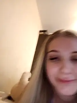 Adr1ana  online show from 01.11.25