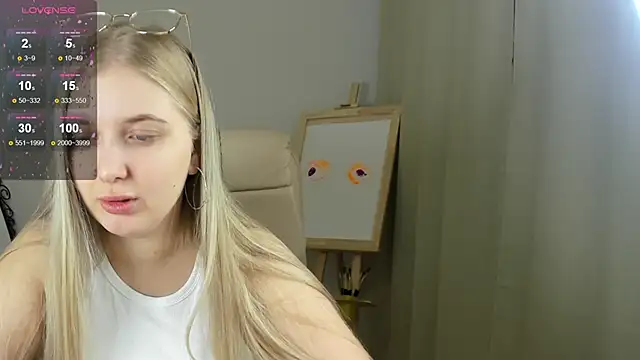 Adr1ana  online show from 01.25.25