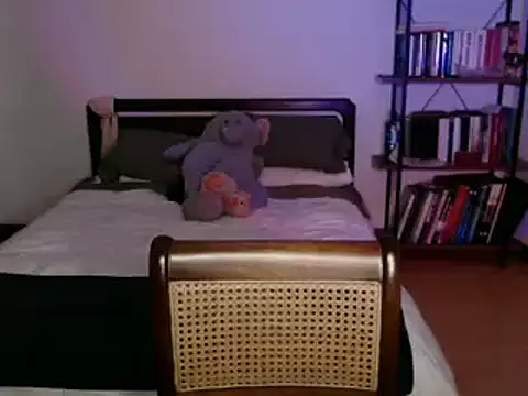 Snapshot of babyluna_8_8 chatting on 12.12.24 babyluna 8 8 online show from 12.12.24