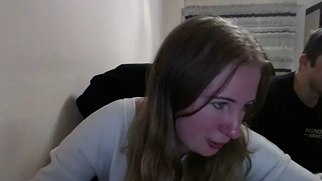 PeterAndJen online show from 10.04.25