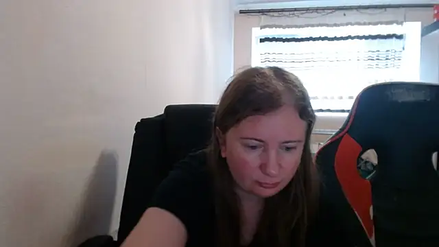 Snapshot of PeterAndJen chatting on 07.28.26 PeterAndJen online show from 07.28.26