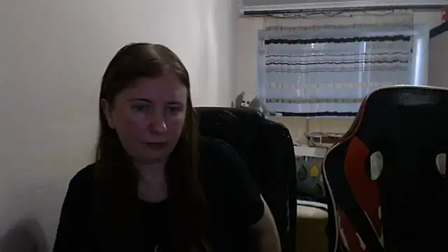 Snapshot of PeterAndJen chatting on 07.28.26 PeterAndJen online show from 07.28.26