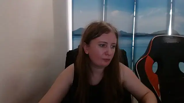 Snapshot of PeterAndJen chatting on 07.30.26 PeterAndJen online show from 07.30.26
