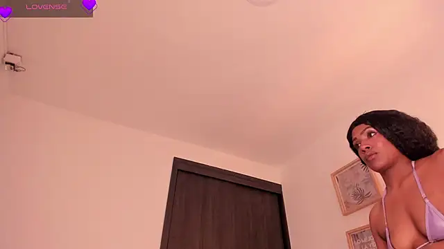 Snooky Clinton online show from 03.18.25