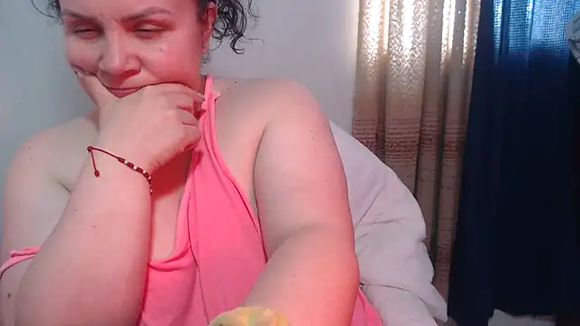 agathamiller01 online show from 12.13.25