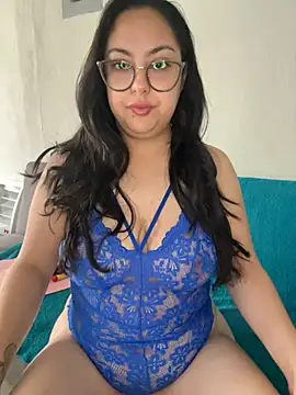 MileyGia online show from 03.06.26