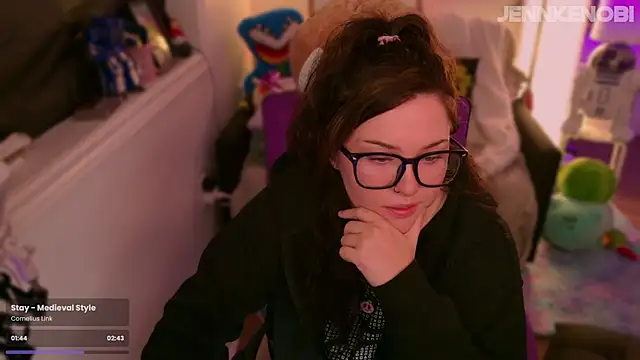 JennKenobi online show from 09.16.25