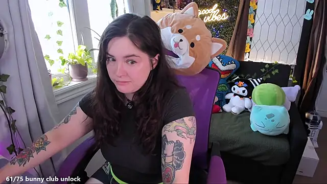 JennKenobi online show from 04.23.26