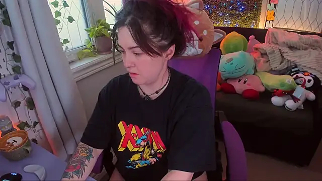 JennKenobi online show from 04.28.26