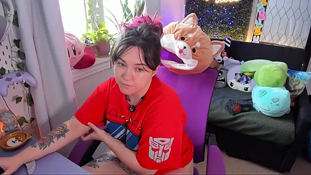 JennKenobi online show from 04.30.26