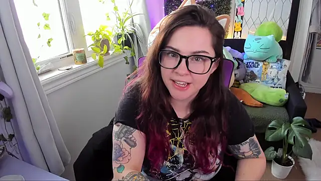 JennKenobi online show from 05.11.26