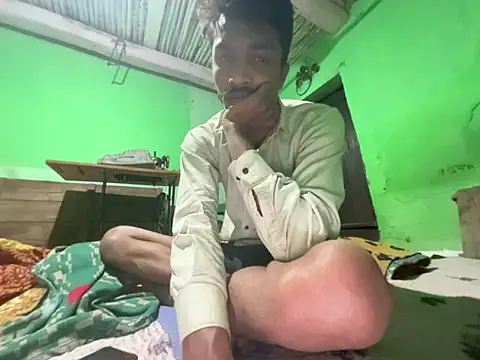 Snapshot of PrabV0319 chatting on 02.17.26 PrabV0319 online show from 02.17.26