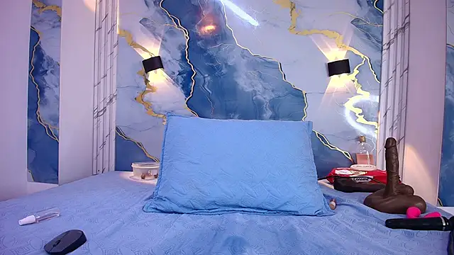 lorrayne  online show from 09.23.25