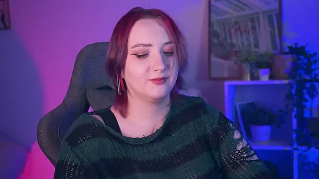 AsheLucker online show from 12.20.24