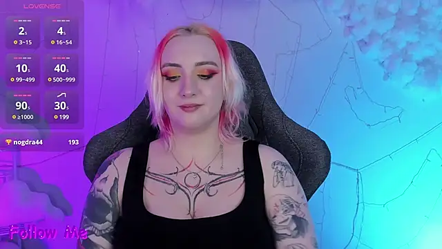 AsheLucker online show from 02.06.25