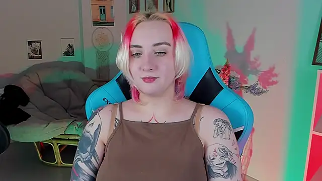 AsheLucker online show from 02.22.25