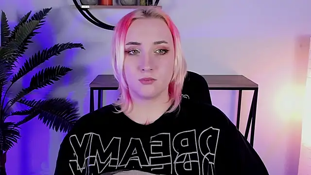 AsheLucker online show from 02.27.25