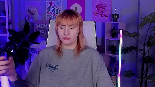 AsheLucker online show from 09.16.25