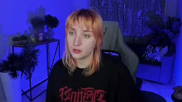 AsheLucker online show from 09.19.25