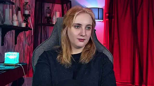 AsheLucker online show from 04.25.26