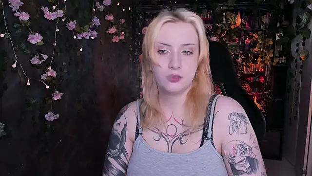 AsheLucker online show from 06.14.26