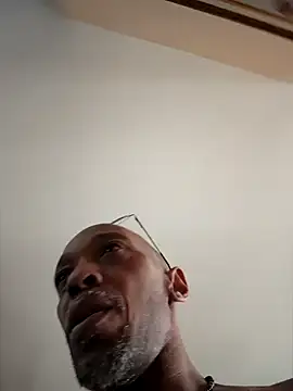 Snapshot of Lonelynudist59 chatting on 02.20.25 Lonelynudist59 online show from 02.20.25