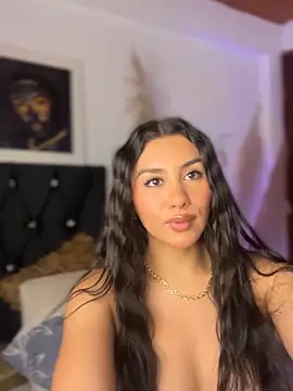 Snapshot of Ambar_pe_ chatting on 02.22.25 Ambar pe  online show from 02.22.25