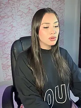 Snapshot of Ambar_pe_ chatting on 12.05.25 Ambar pe online show from 12.05.25