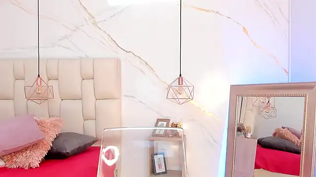 IsiisLovei online show from 03.12.25