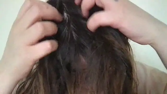 Snapshot of HYPHYtype chatting on 02.25.25 HYPHYtype online show from 02.25.25