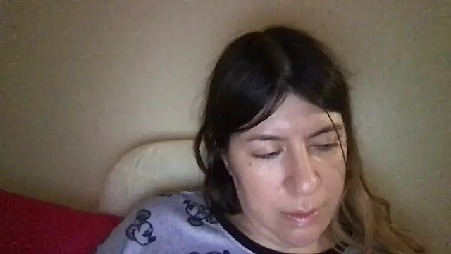 Snapshot of HYPHYtype chatting on 02.27.25 HYPHYtype online show from 02.27.25