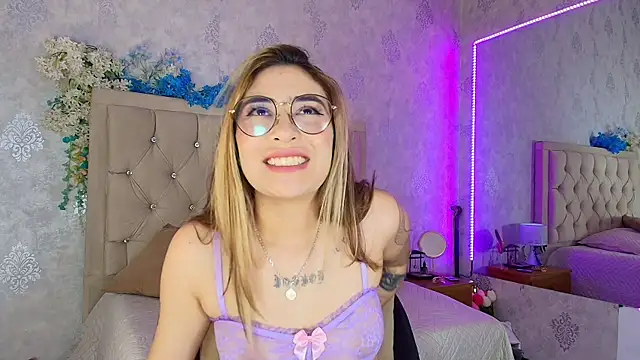 nini love01 online show from 08.04.26